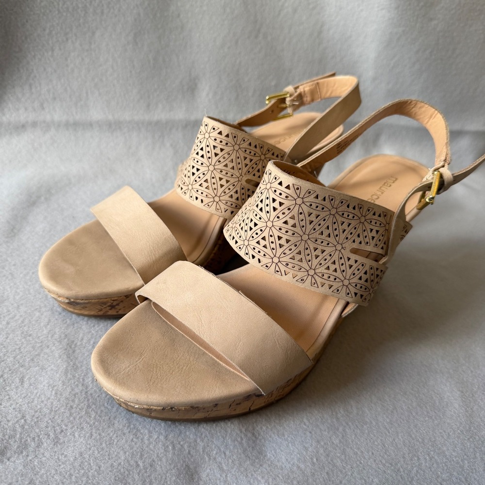 Maurices Joan Tan Laser Cut Cork Wedge Platform Sandals Womens 10M 69849